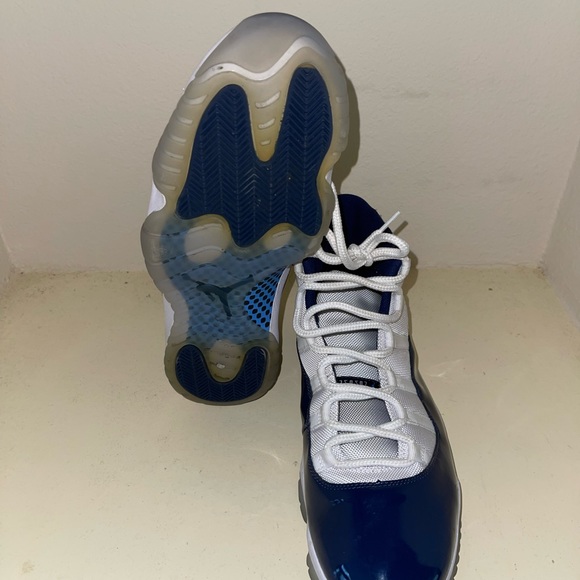 Jordan 11 Win like 82